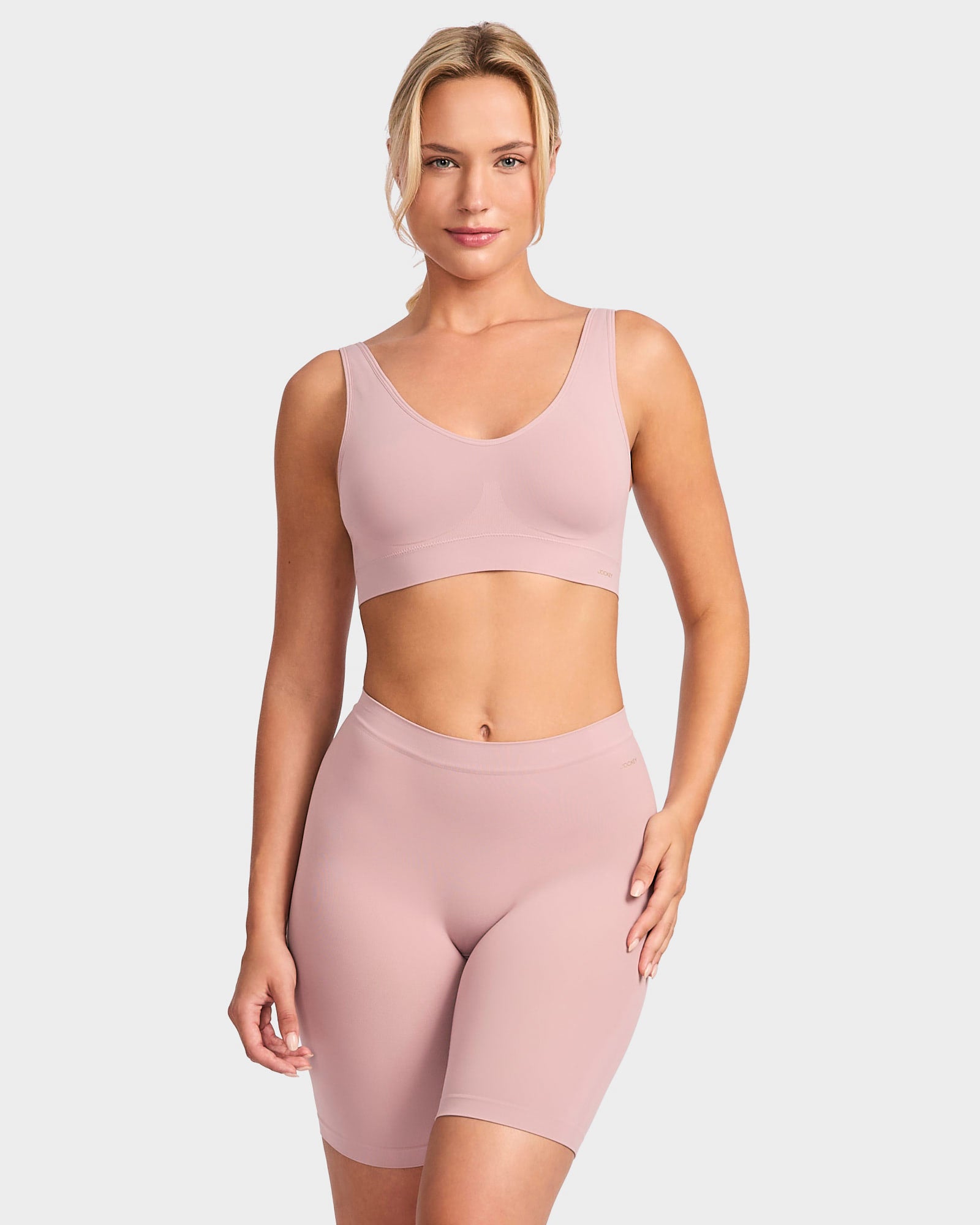 Woman wearing a mauve Jockey Skimmies Smooth Built Up Crop