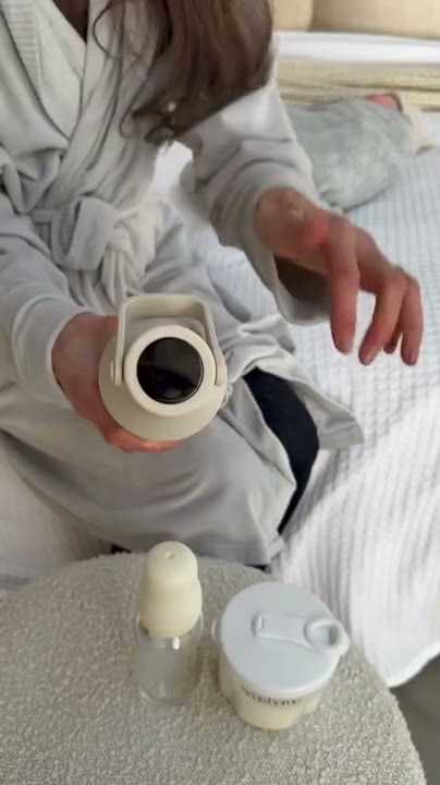 Fläschchenzubereitung am Bett